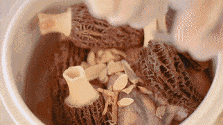 趣边头尾食品